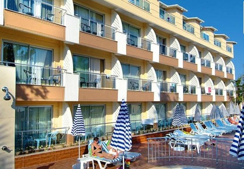 Aperion Beach Hotel Kızılot Buitenkant foto